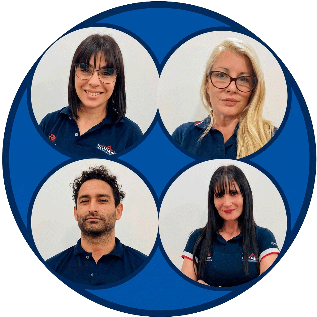 Vendedores de Materiales Moreno atendiendo por WhatsApp